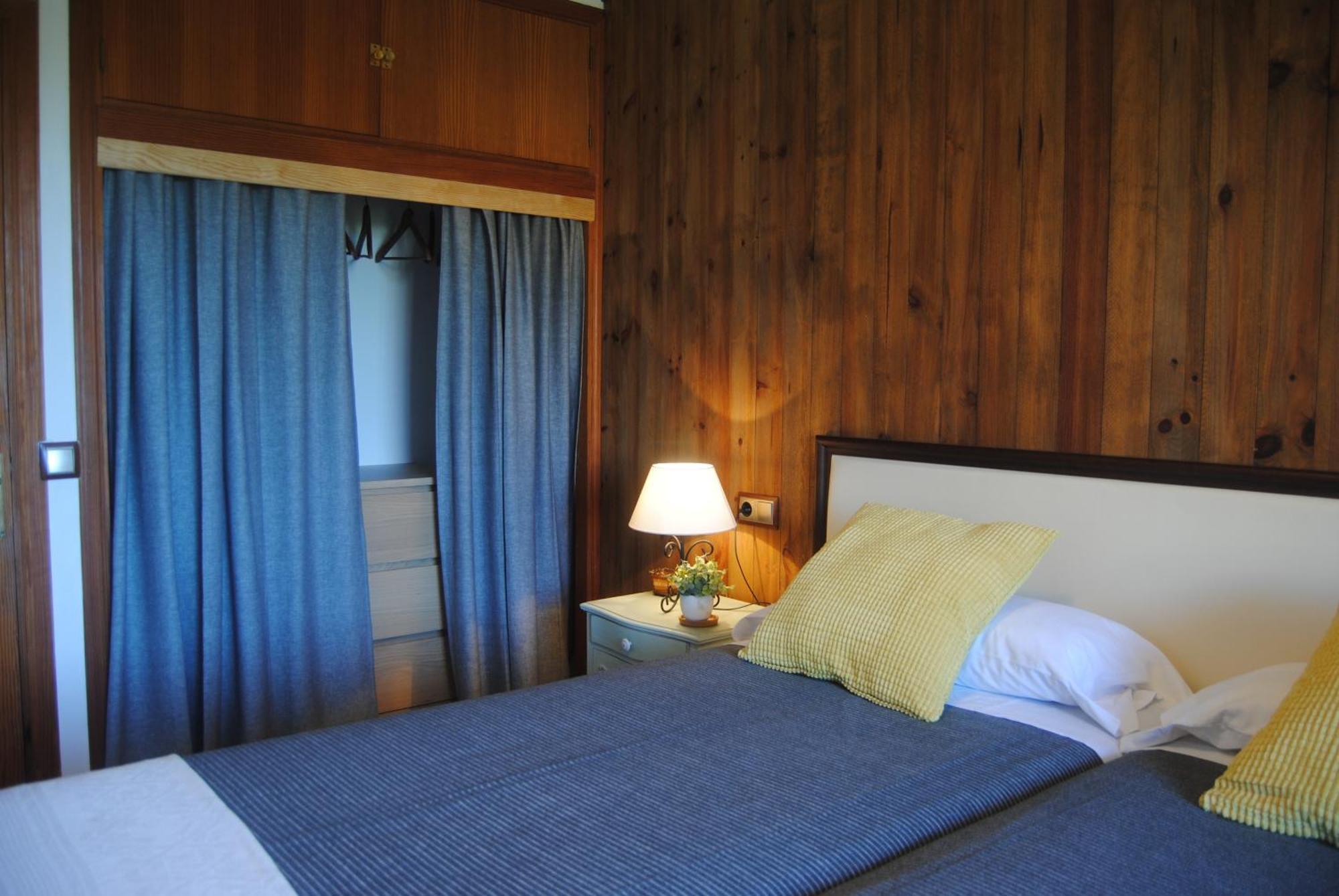 Alojamiento Tramuntana - Apartaments tres Vents Sóller Habitación foto