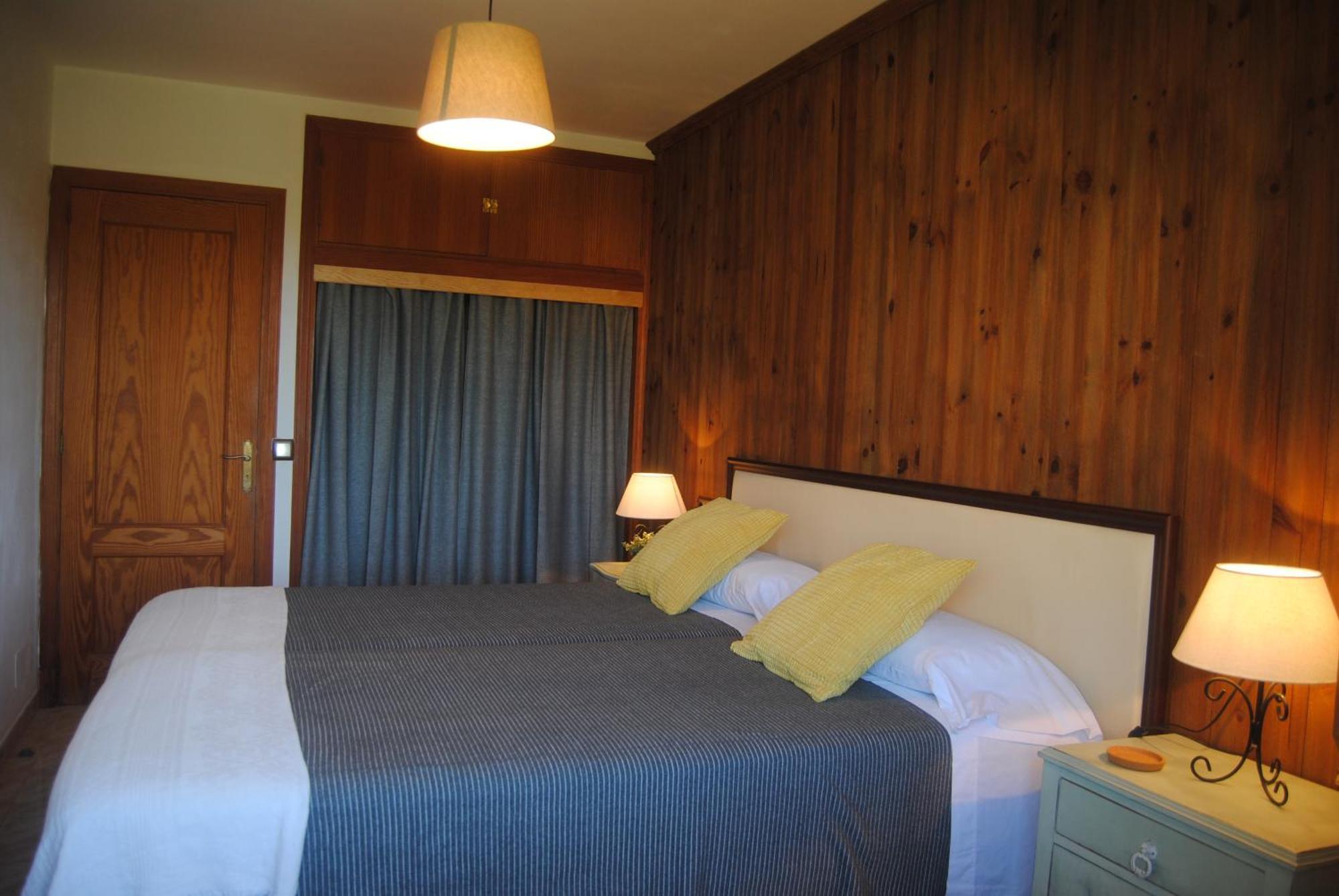 Alojamiento Tramuntana - Apartaments tres Vents Sóller Habitación foto